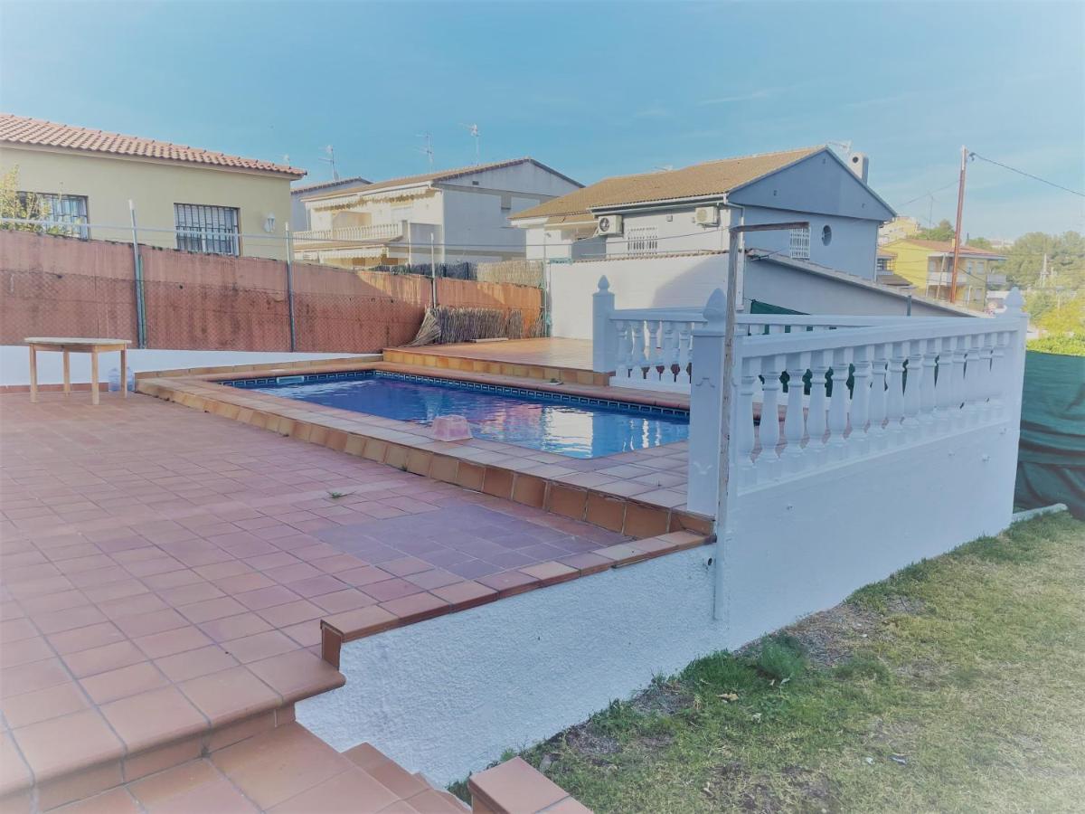 Villa Casa Independiente Con Piscina A 2 Km. De La Playa à Segur de Calafell Extérieur photo
